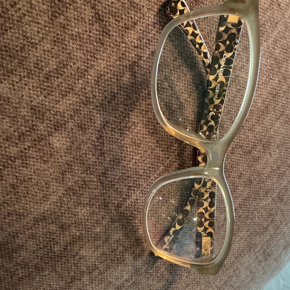 Coach Transparent Leopard Print Glasses